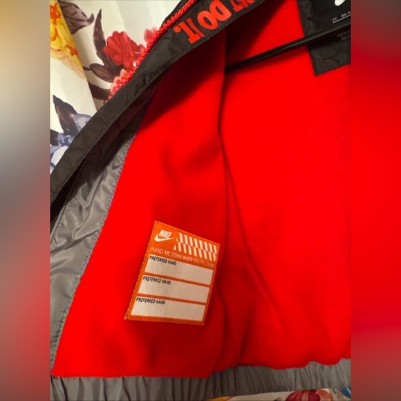 Nike Boy’s Fleece Lined Hooded Jacket NWT - Picture 9 of 10